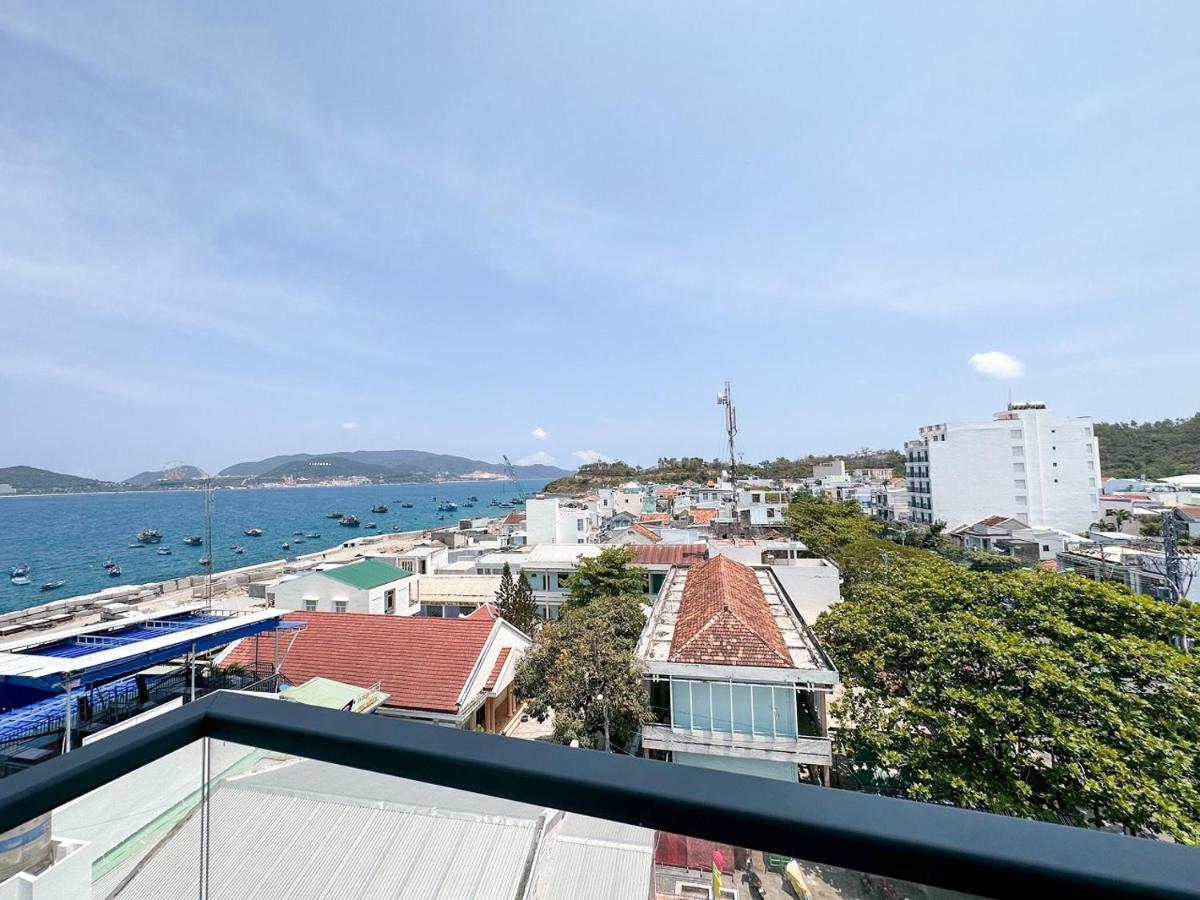 Aqua Seaview Hotel Nha Trang Exterior foto