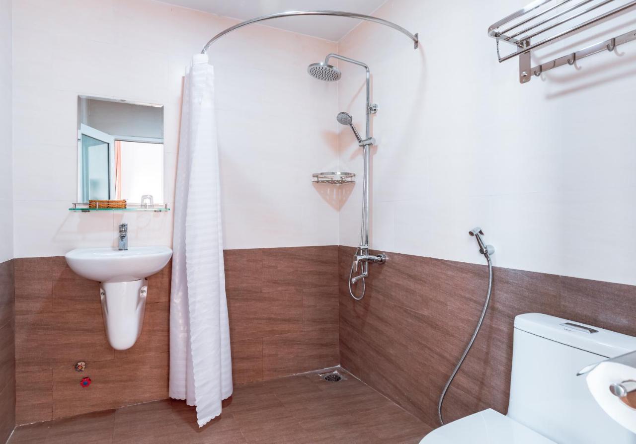 Aqua Seaview Hotel Nha Trang Exterior foto